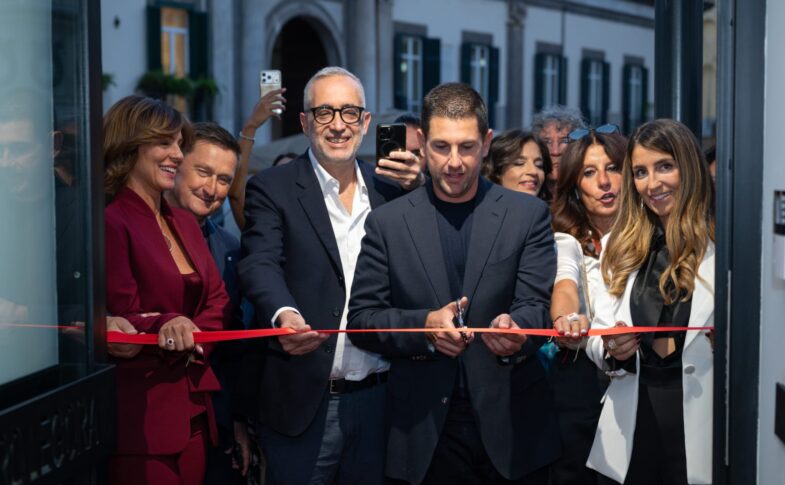 ALESSANDRO LEGORA APRE NEL SALOTTO DI NAPOLI: NUOVA BOUTIQUE MONOMARCA A PIAZZA DEI MARTIRI