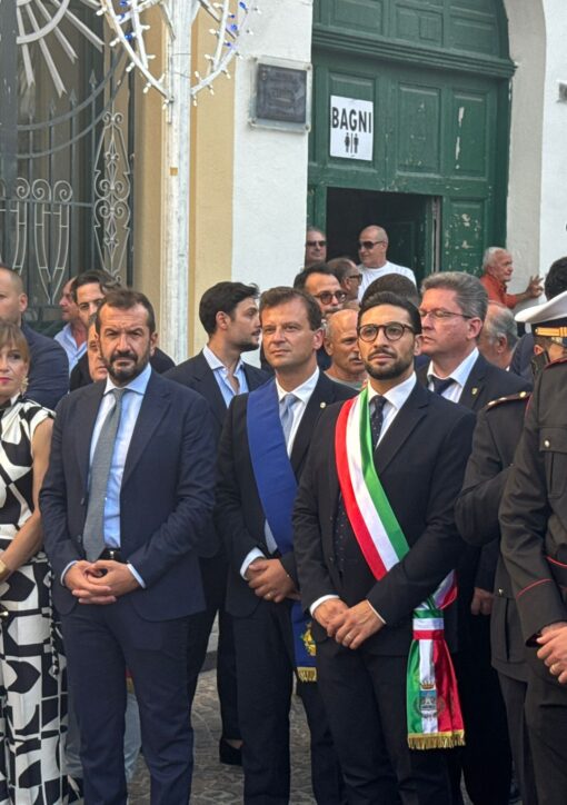 Muro Lucano, Arisa canta per Angela: la solidarietà nel segno di San Gerardo