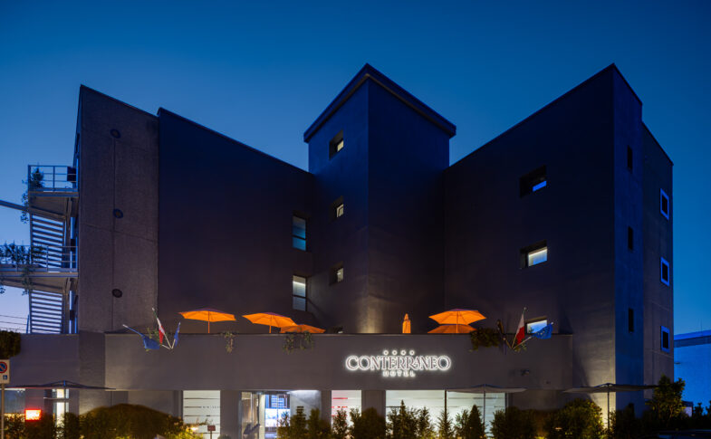 Conterraneo Hotel a Marcianise: l’ospitalità campana incontra l’arte contemporanea – Inaugurazione lunedì 7 settembre 2026