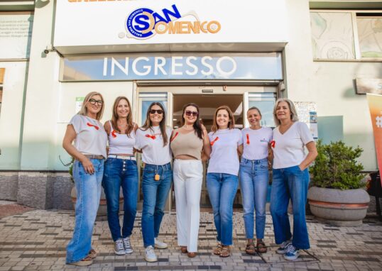 Nemmeno le scosse fermano le donne puteolane: al Centro Commerciale San Domenico vince la voglia di esserci